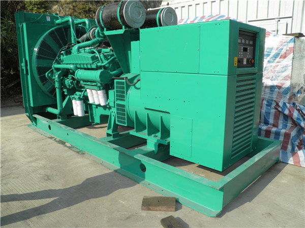 垦利出租发电机 发电机组厂家：柴油发电机组的控制屏的作用是什么？