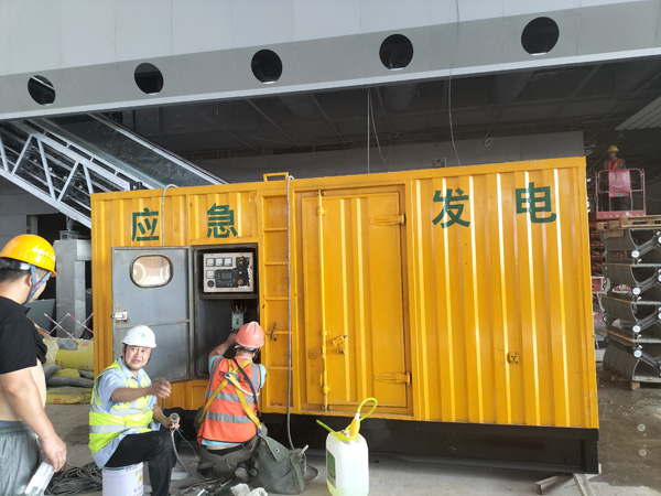 垦利怎样判断空气滤清器是否需要更换？